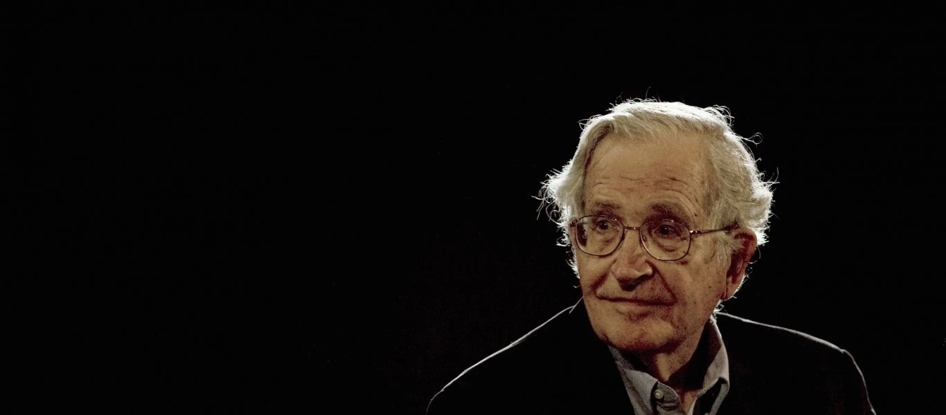Ν.Τσόμσκι: «Μετά την πανδημία χρειαζόμαστε πολεμικές οικονομίες - Είμαστε στα πρόθυρα ενός πυρηνικού πολέμου»